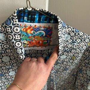 Men's Blue and White Geometric Shirt